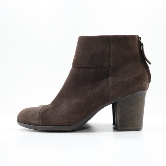 Clarks Enfield Tess Brown Suede 3" Block Heel Ankle Booties - 9.5 - Picture 1 of 7